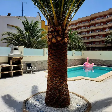 Luxury Private New 2023 Mirelle Сasa de vacaciones